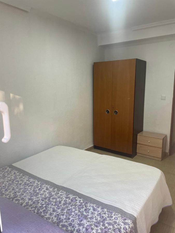 Habitacion Privada Workstay Valenza Esterno foto